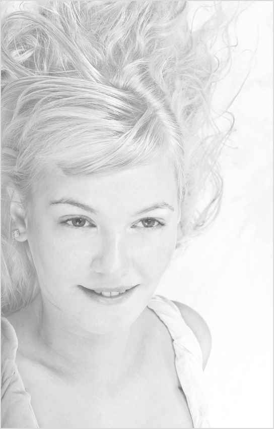 Porträt eines High-Key-39 (Portrait in High Key 39)