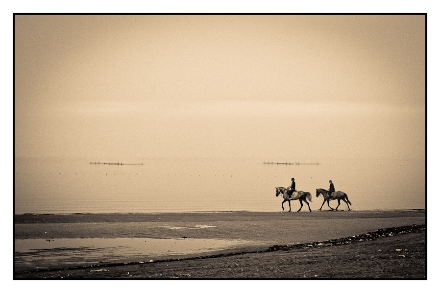 Mädchen und das Meer