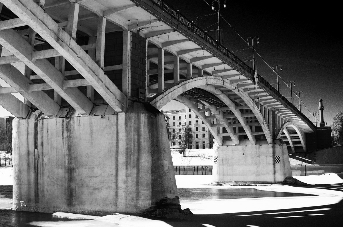 Kirow-Brücke ... ...