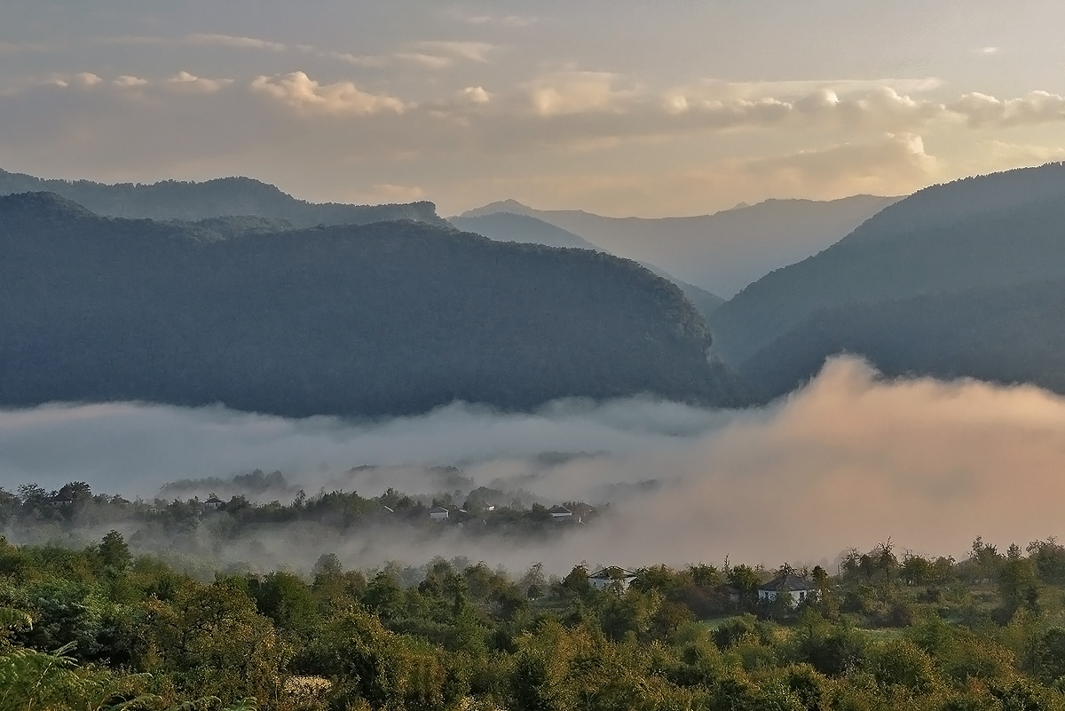 Morgen in den Bergen-2