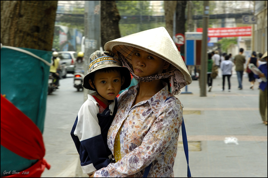 Grusnye Augen Vietnam