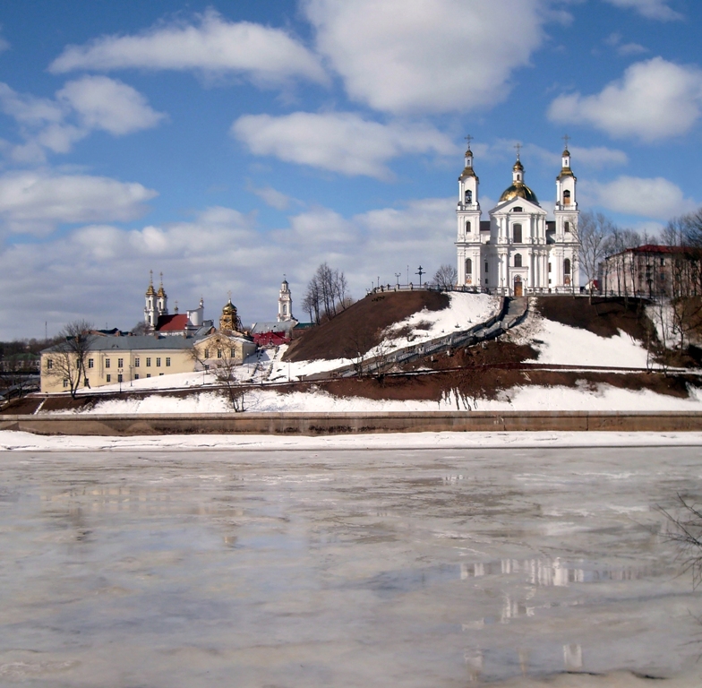 Im März an der Düna