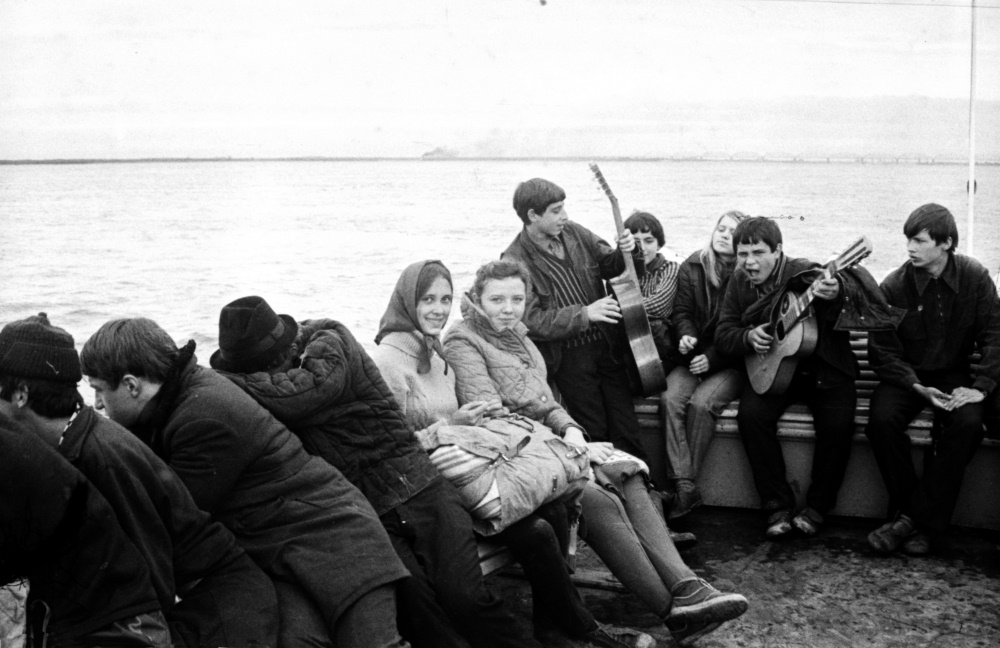 Boat Musik spielt ...