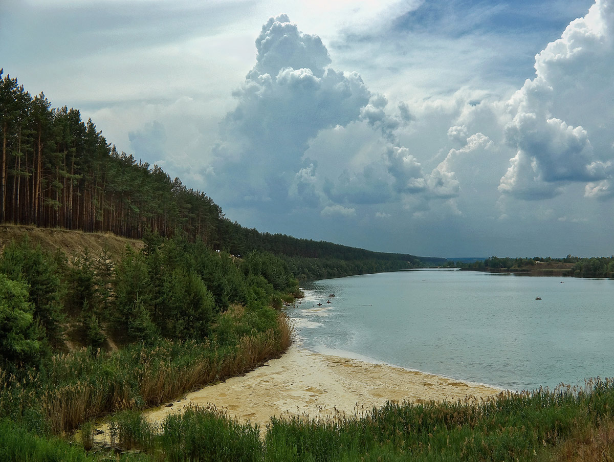 Leicht bewölkt, eventuell regen ...