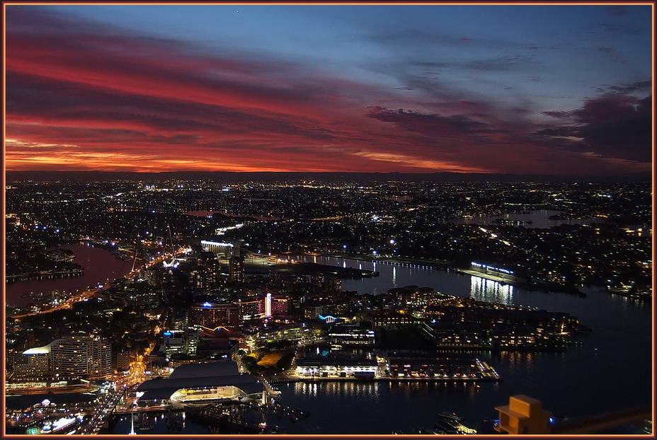 Sonnenuntergang unter dem Kreuz des Südens.