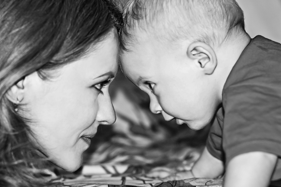 Auge in Auge, Stirn an Stirn))