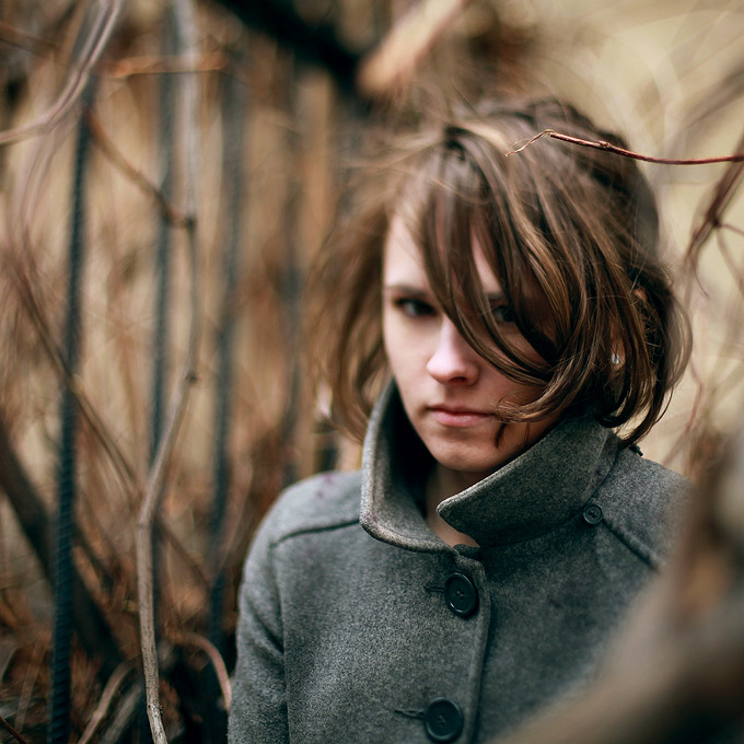 Porträt von einem grauen Mantel