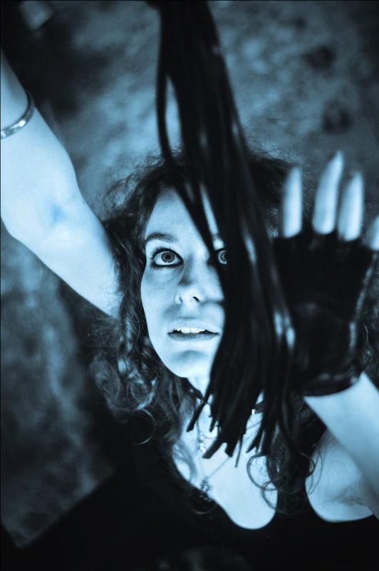 Ein Mädchen und eine Peitsche