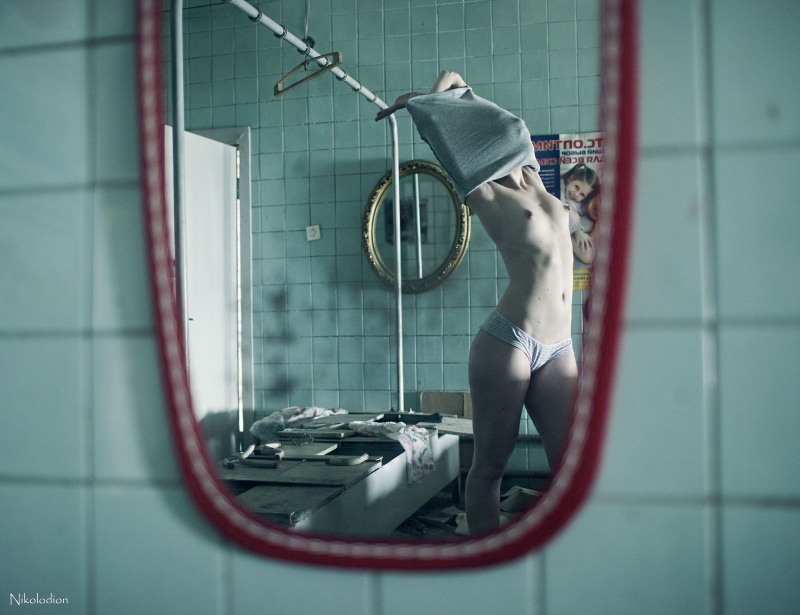 The end of the working day in forgotten time