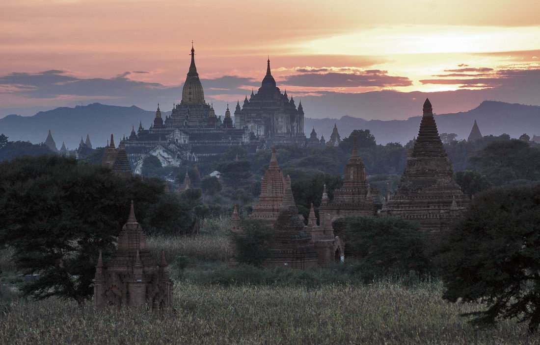 bei Sonnenuntergang aus dem XIII Jahrhundert