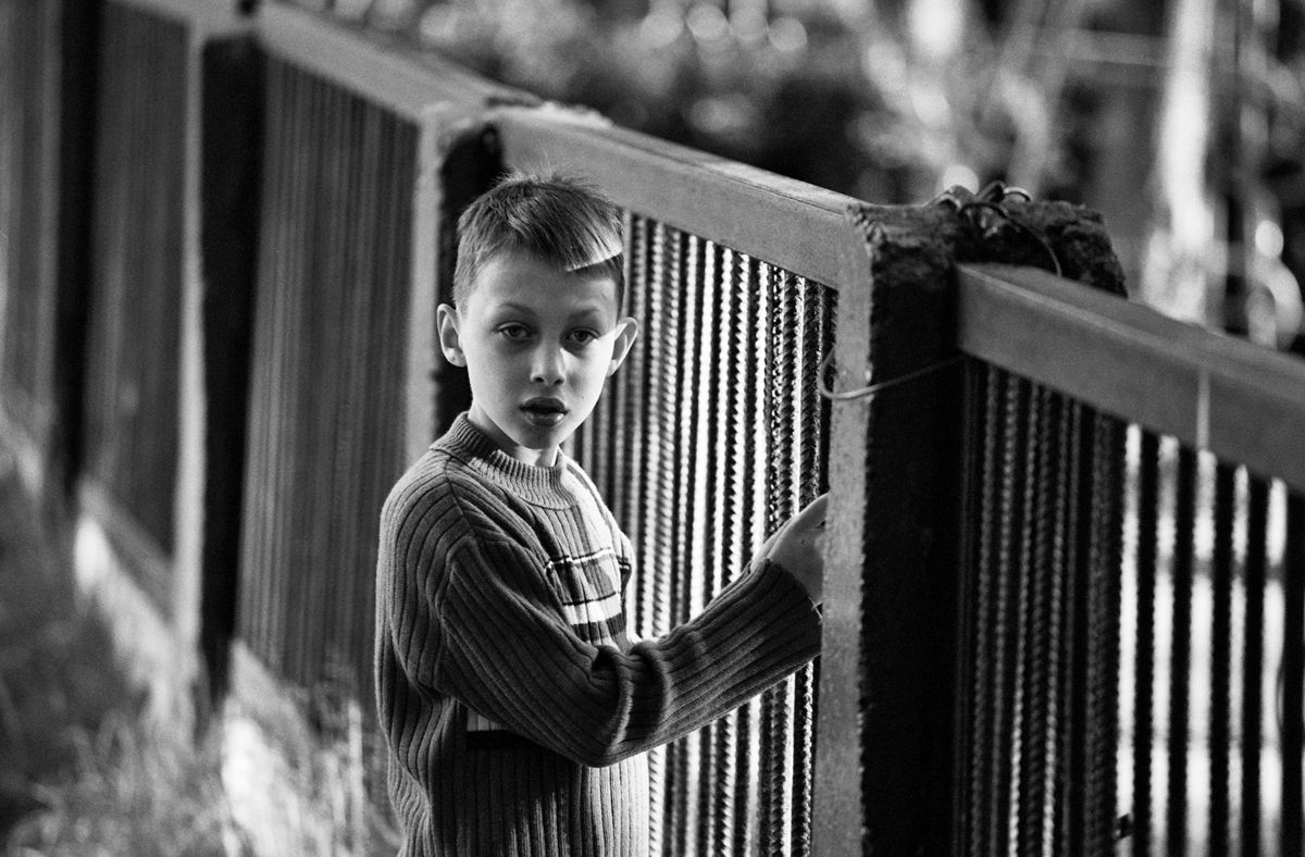 Der Junge auf der Straße