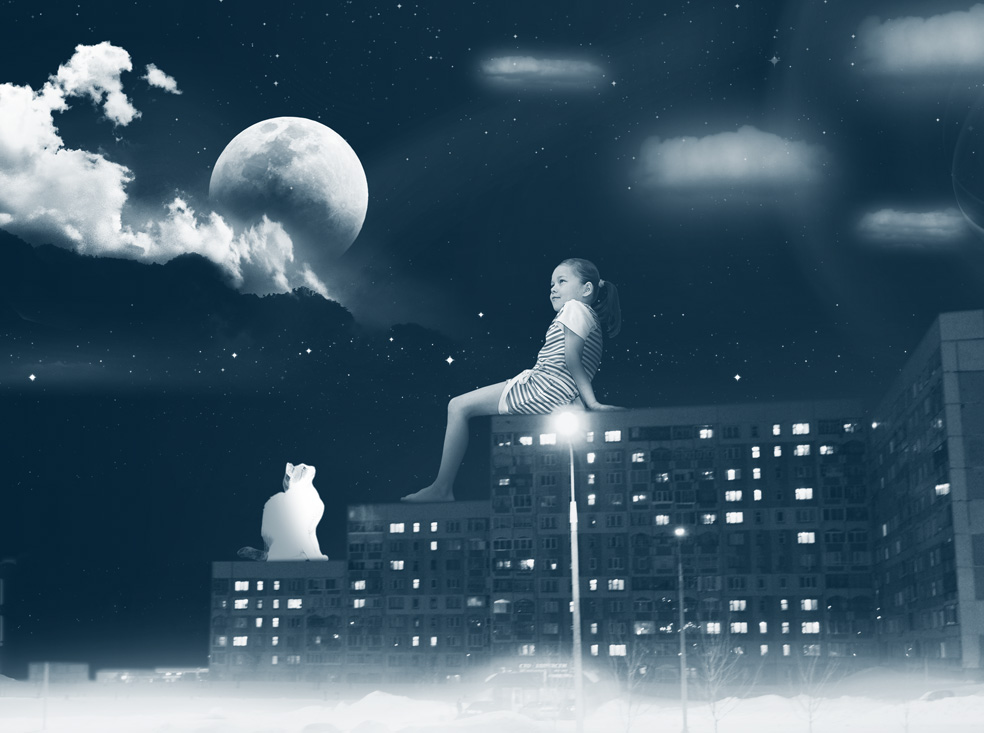 Bewundern der Nacht leuchtet Feuer