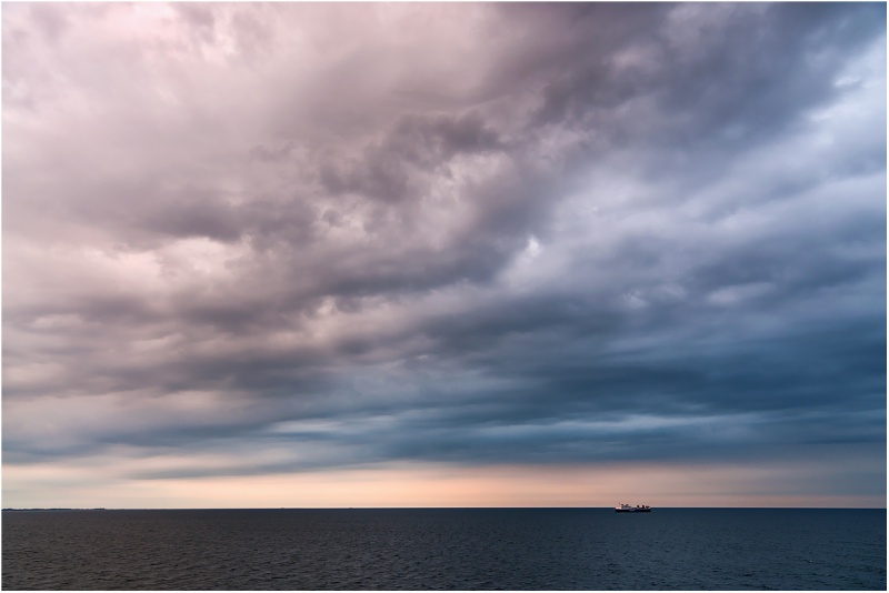 Das Schiff und das Meer
