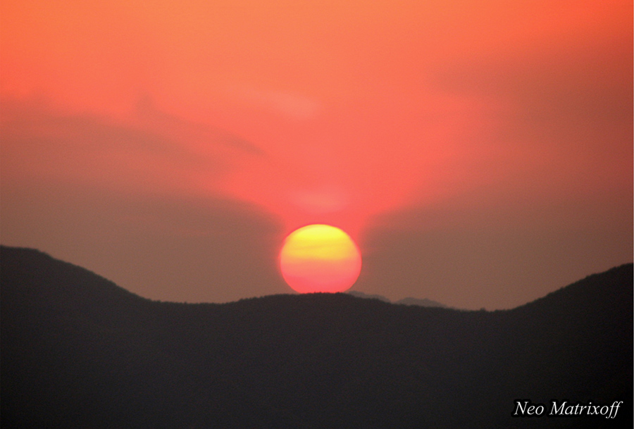Sonnenuntergang in den Bergen (Sonnenuntergang in den Bergen)
