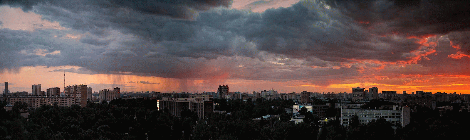 Abend über die Stadt