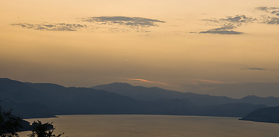 Dämmerung an der Donau