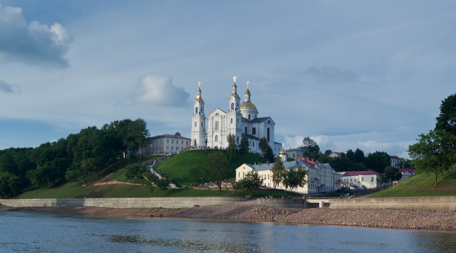 Segeln entlang der Düna