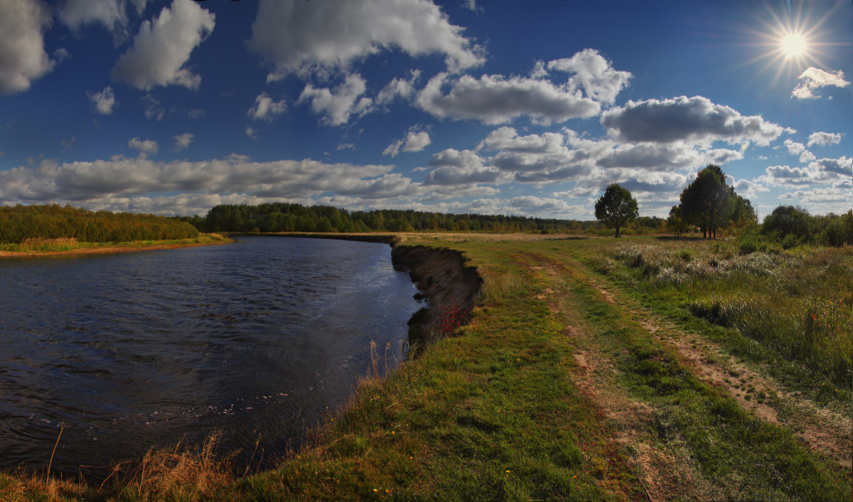 Langsam entlang der Küste.