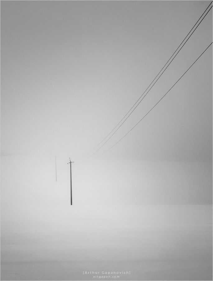 ‎[ I'm coming to you on the wire ]