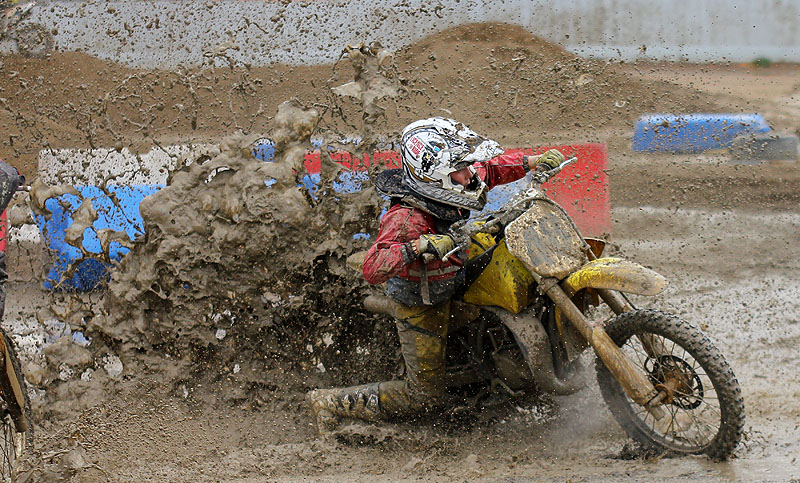 Moto-Cross