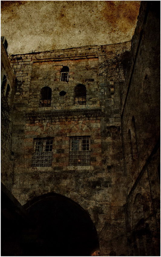 OLD HOUSE IN OLD SITY