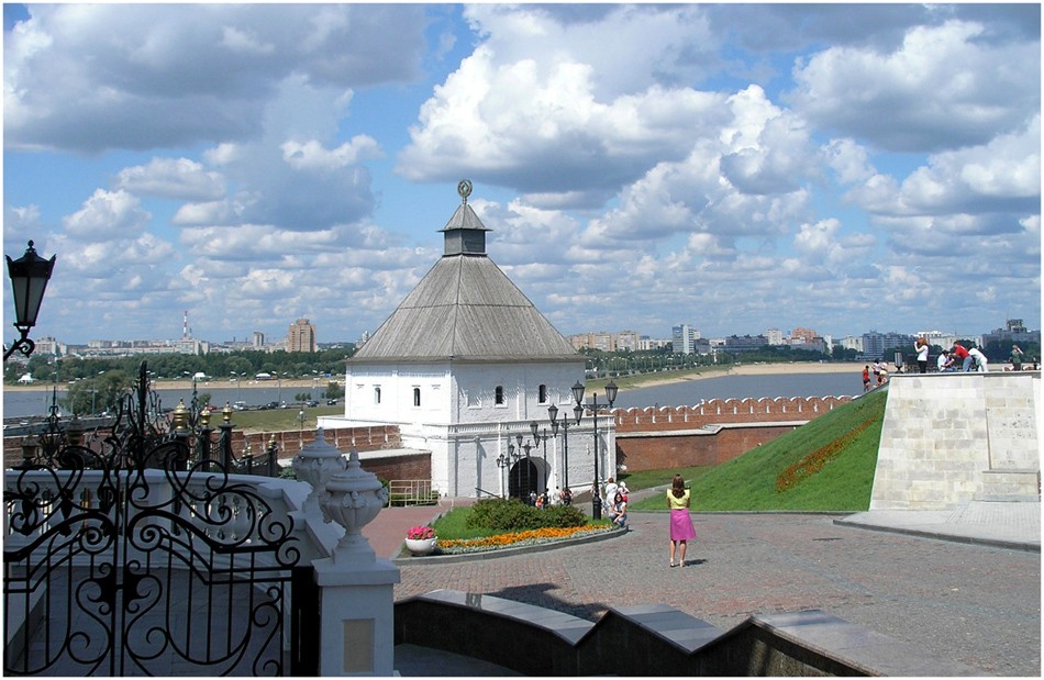 Bedeckt über die Stadt