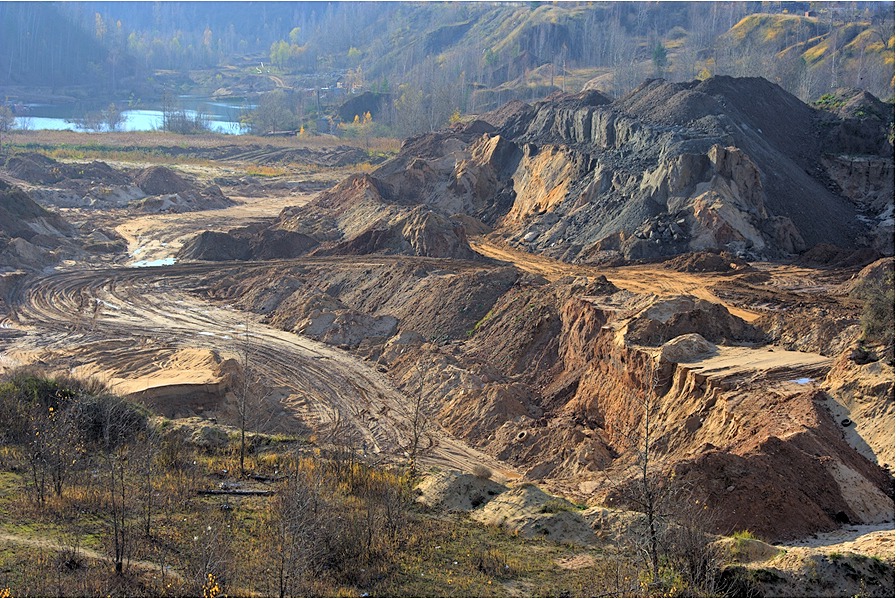 Oktober KARRIERE ...