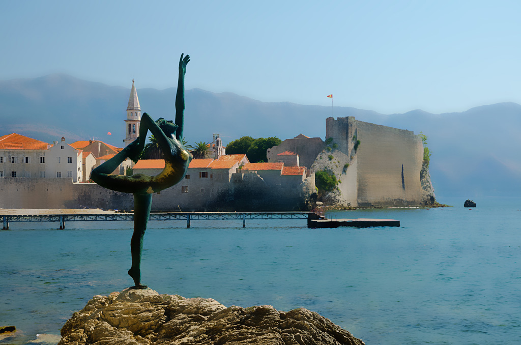 Budva - alt und jung ...