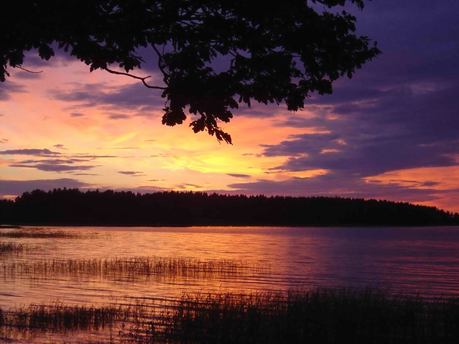 Gloomy Sonnenuntergang über Seliger