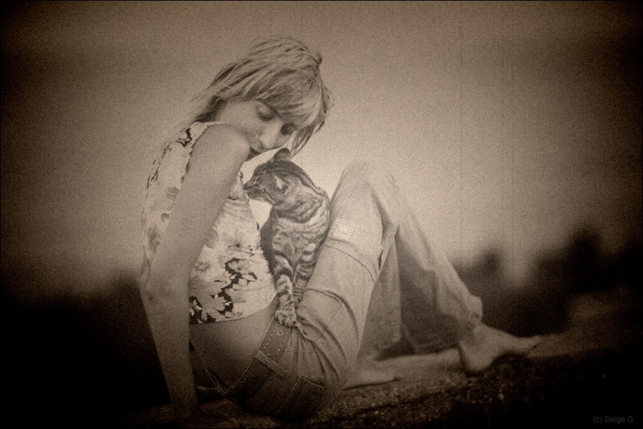 Über ein Mädchen Tanya und Cat Basil