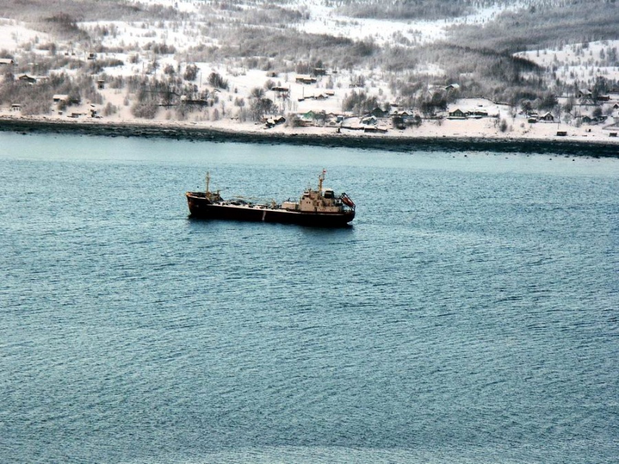 Türkis. Kola-Bucht.