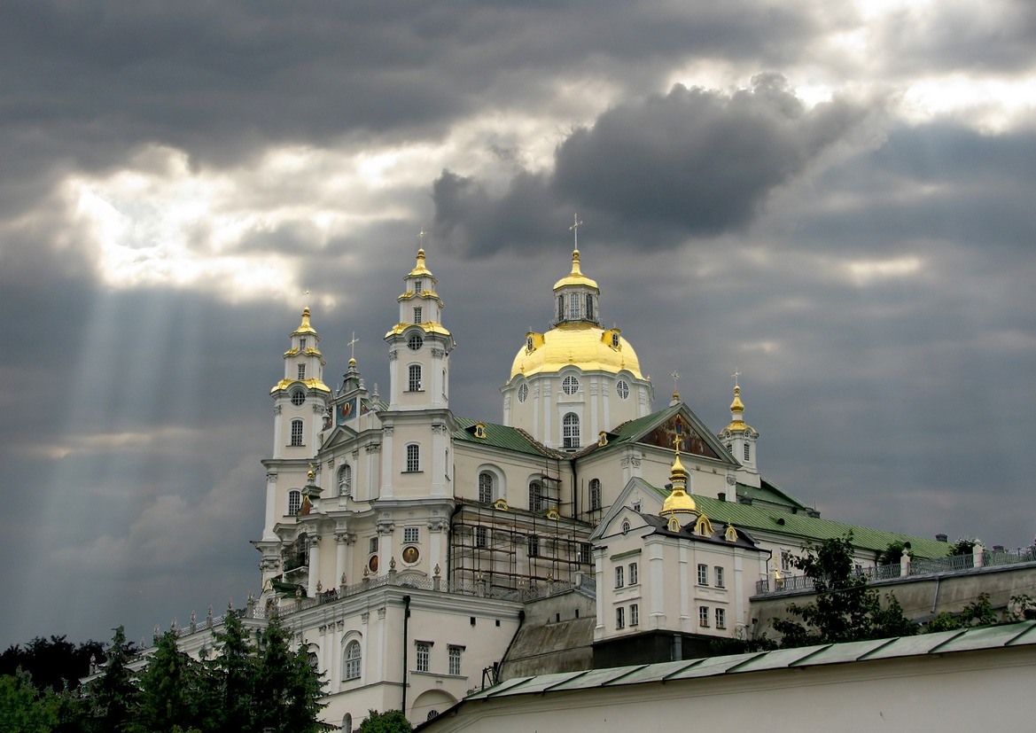 Pochayiv Lavra