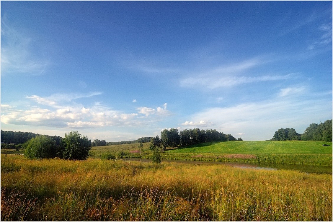 "In ihren Ort in den Himmel die Farbe blau, an die Herkunftsorte großen Wiese ..."