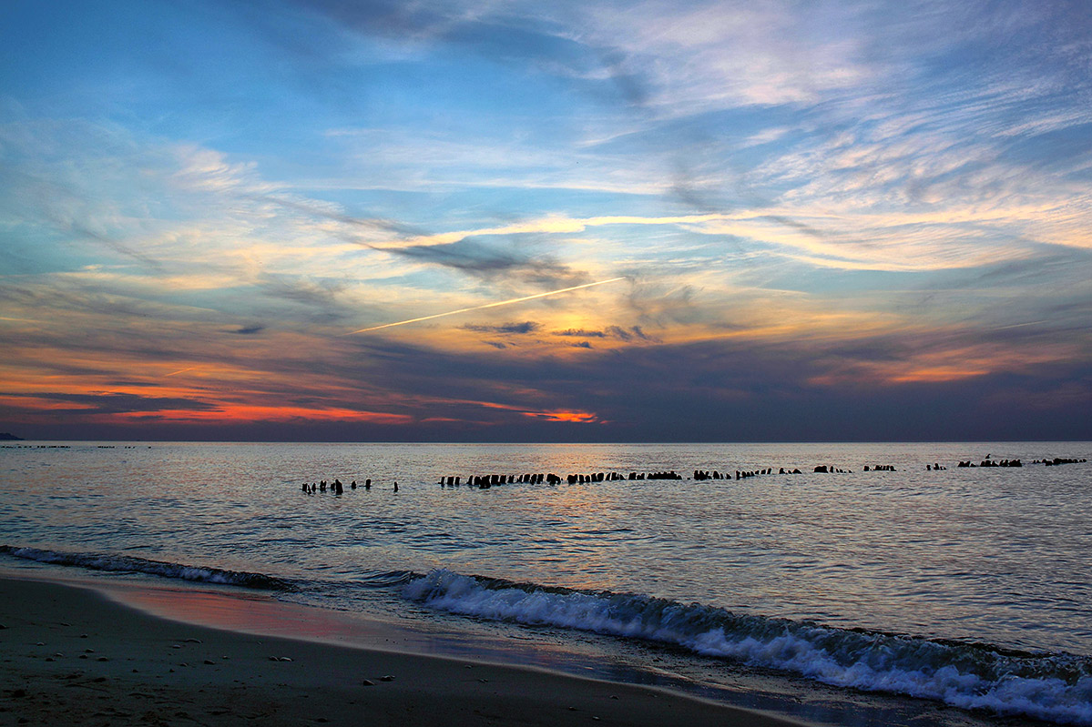 Ein ruhiger Abend am Meer