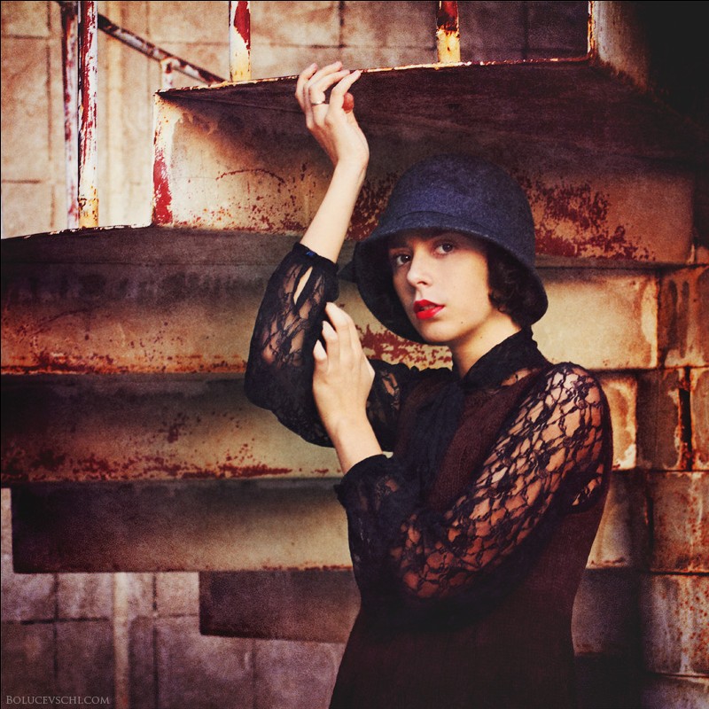 Über ein Mädchen in einen Hut