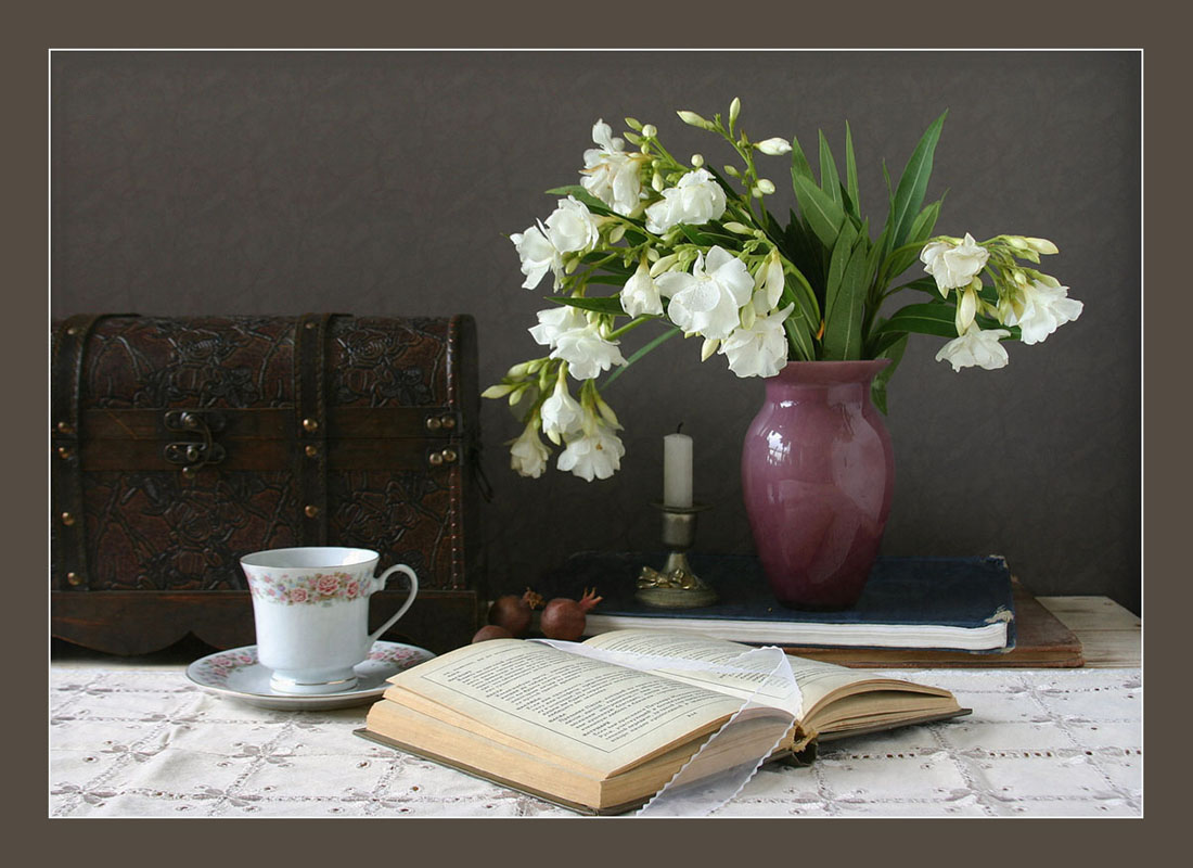 "GEHEIMNIS DER WEISSEN Oleander ....."