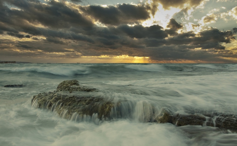 es wird kommen? (morgen ).......