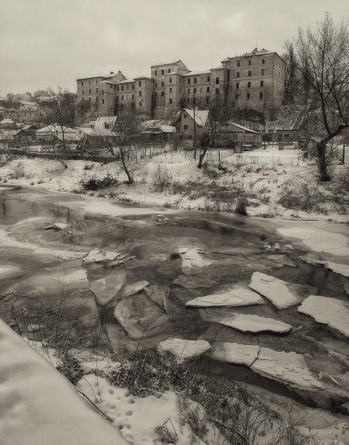 Kamenetz - Podolskiy.Vid Kaserne.