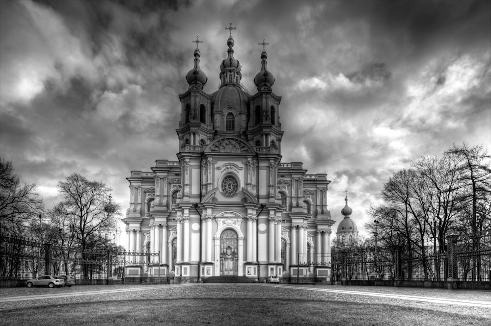 Die dunkle Oberseite, unten Licht