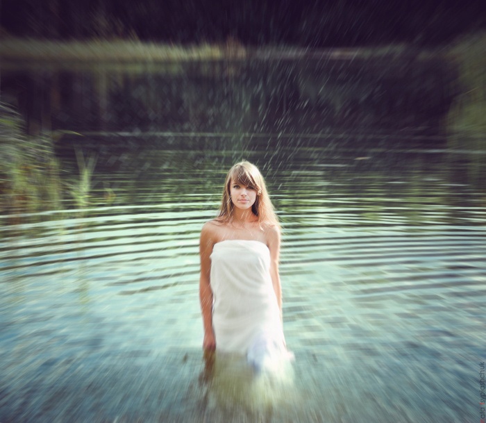 Eine schöne Frau wie ihre Augen, und ein gutes Herz, ist eine schöne Sache, und ein anderer Schatz