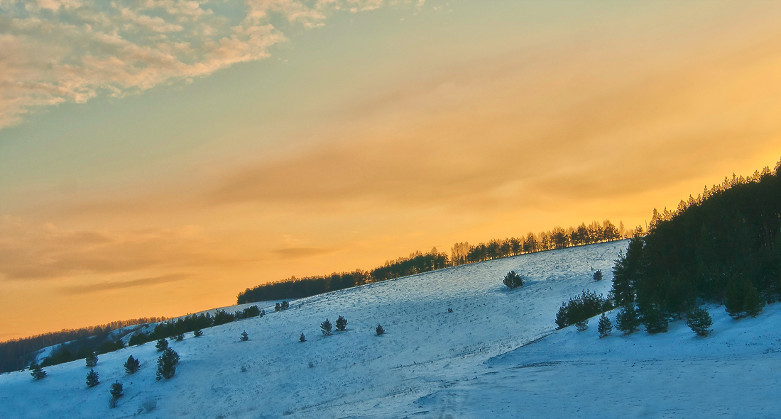 Das Licht über dem Hügel