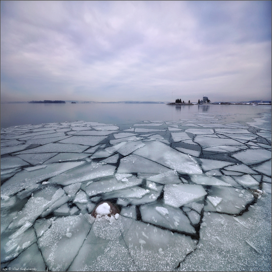 / Squares von Minsk Meer /
