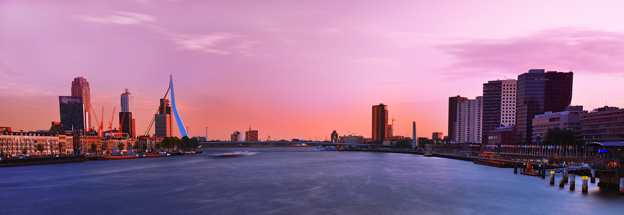 Ein purpurroter Sonnenuntergang