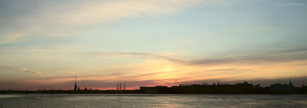 Sonnenuntergang über der Stadt