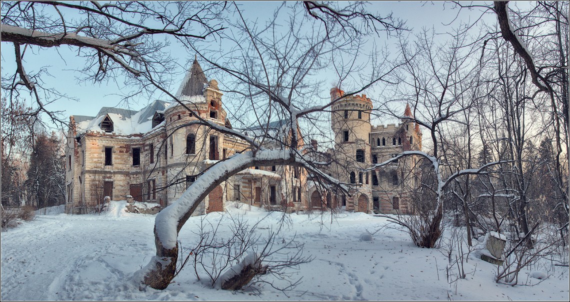 Das Anwesen des Grafen Khrapovitsky