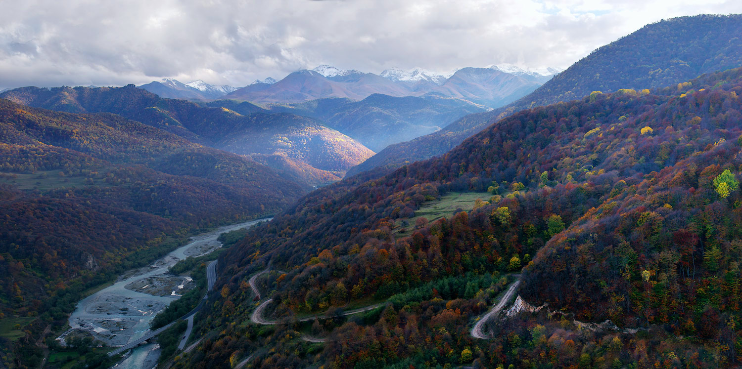 Von Dombai zu Teberda