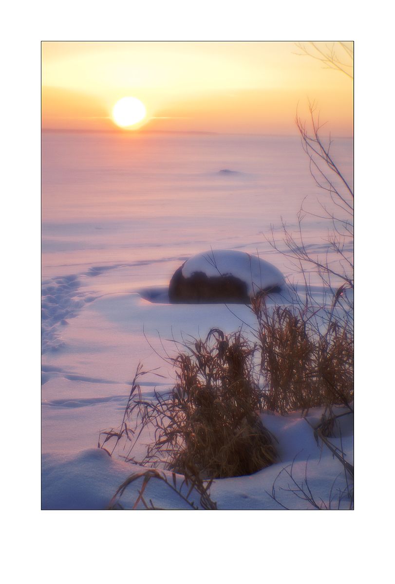 Sonnenuntergang mit einem Stein