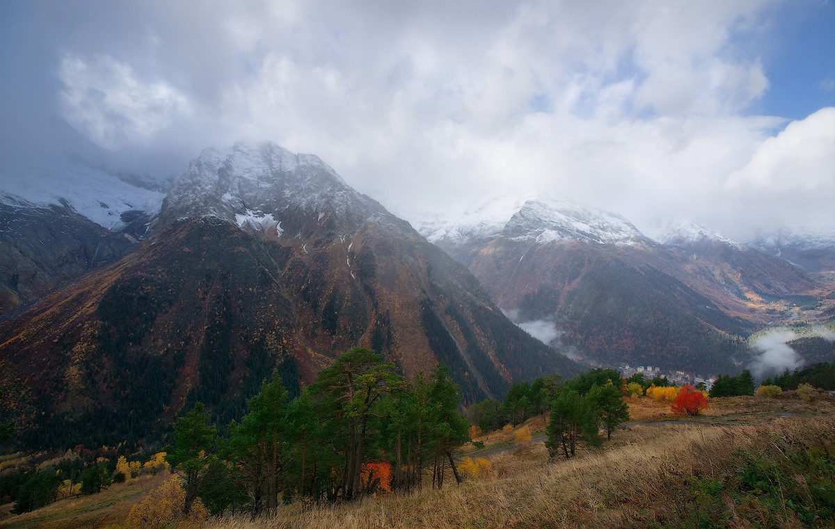 Auf dem Grat ", Moussa - Achitara"
