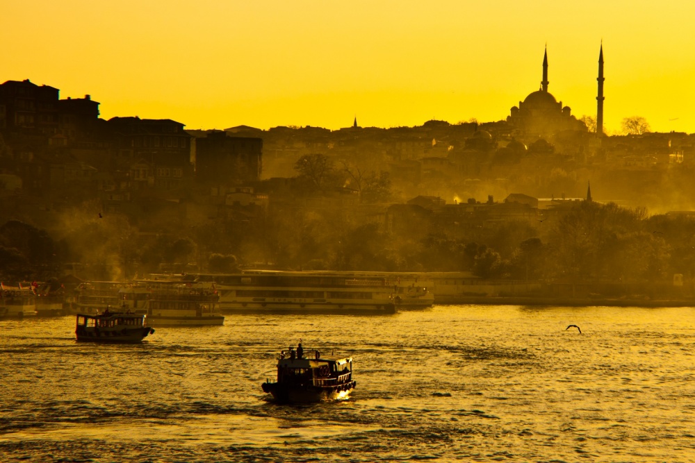 Golden Horn Bay