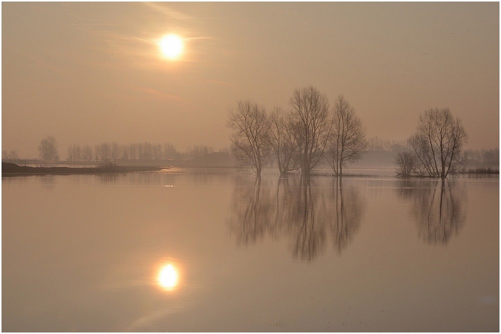 Sunrise over the flood.